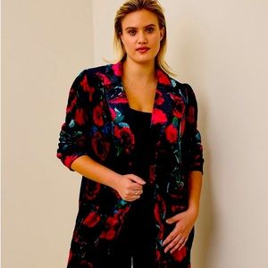 NWT Torrid roses velvet duster 2X